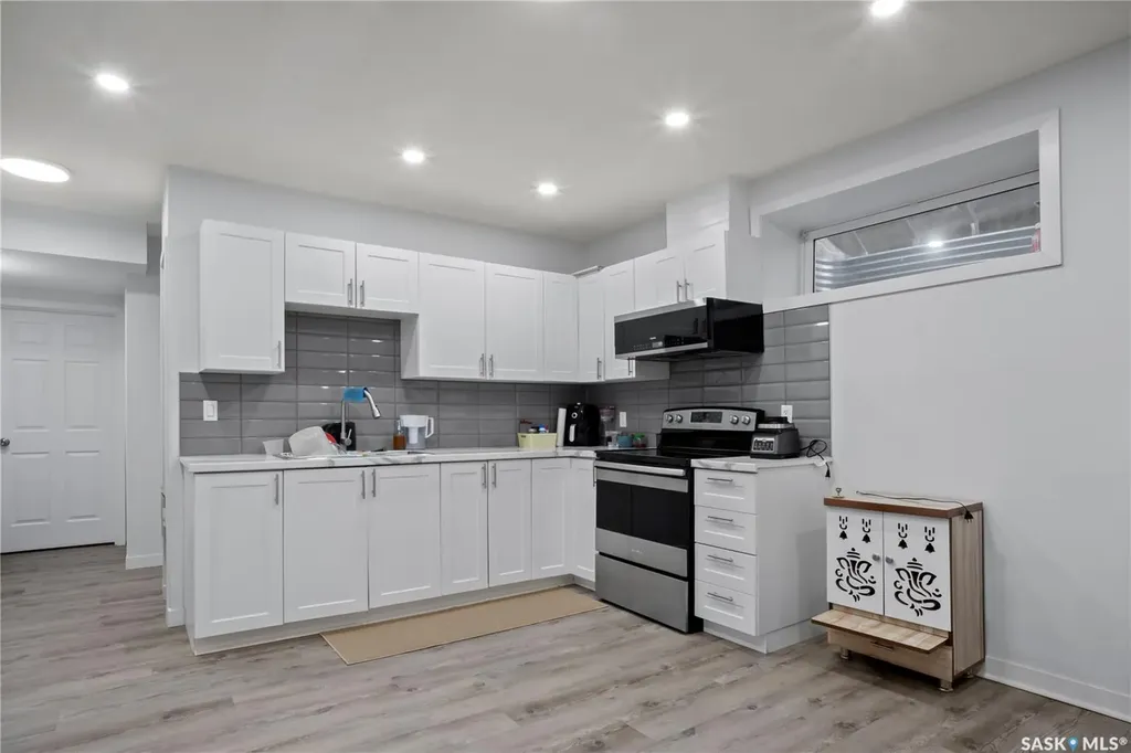 5422 Whereatt Road Regina SK S4W 0K4