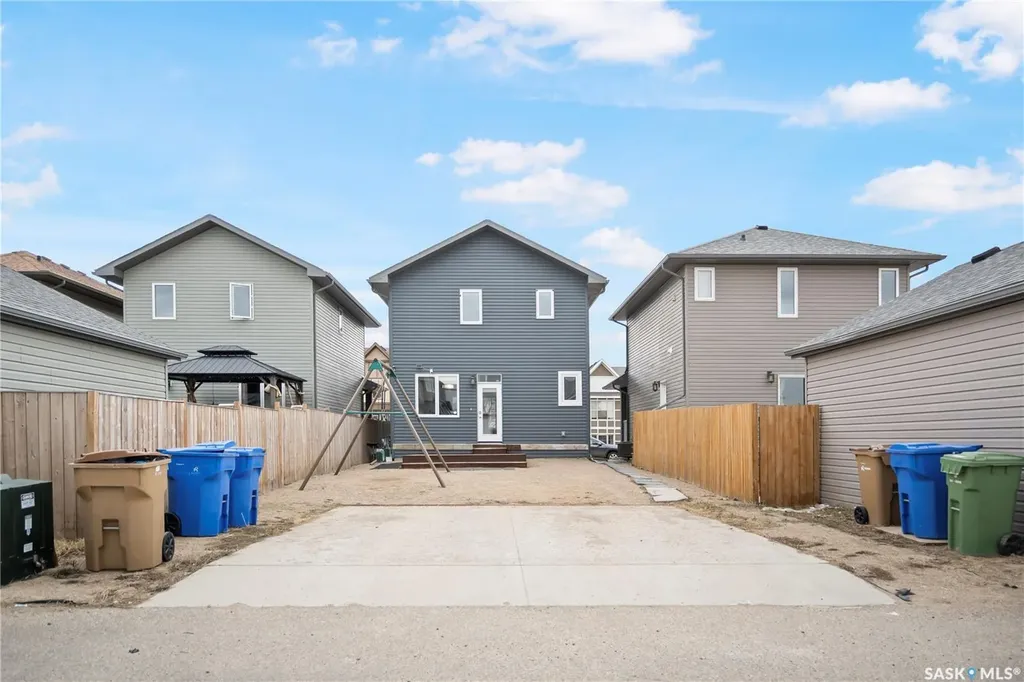 5422 Whereatt Road Regina SK S4W 0K4