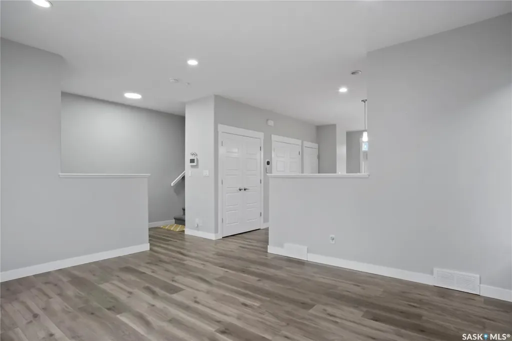 5422 Whereatt Road Regina SK S4W 0K4