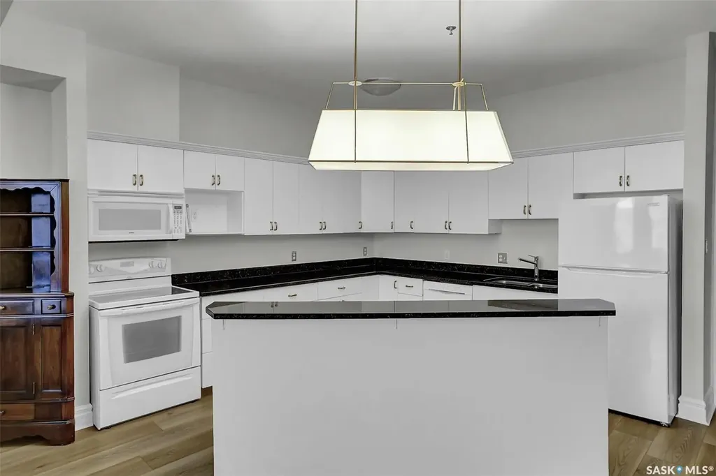 1839 Scarth Street Regina SK S4P 2G9