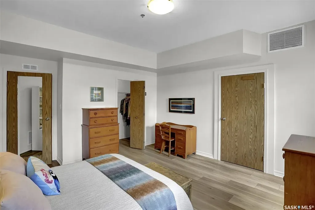 1839 Scarth Street Regina SK S4P 2G9