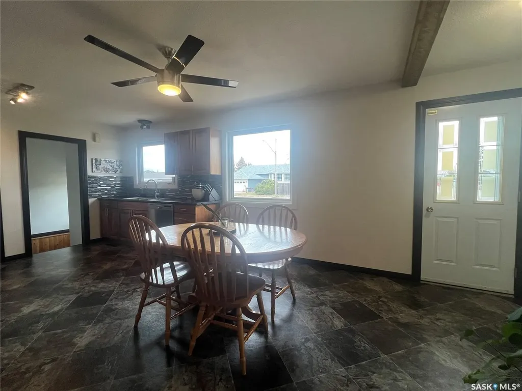 901 Thompson Street Whitewood SK S0G 5C0