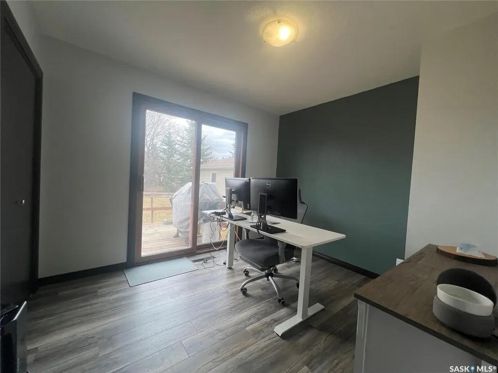 901 Thompson Street Whitewood SK S0G 5C0