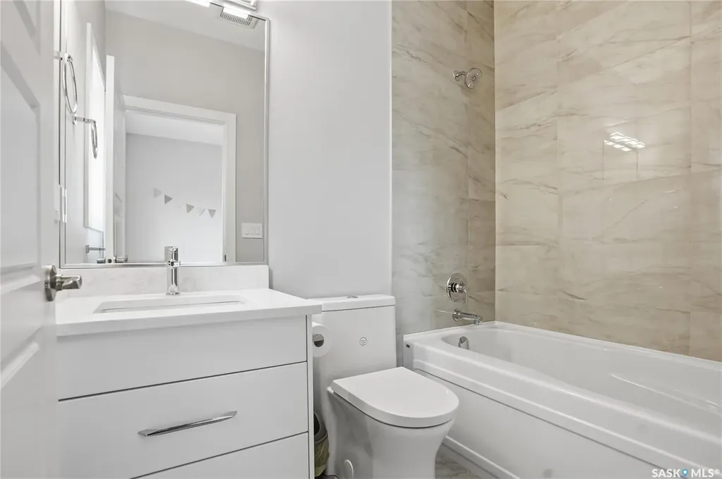 103 Flynn Manor Saskatoon SK S7V 0Z4