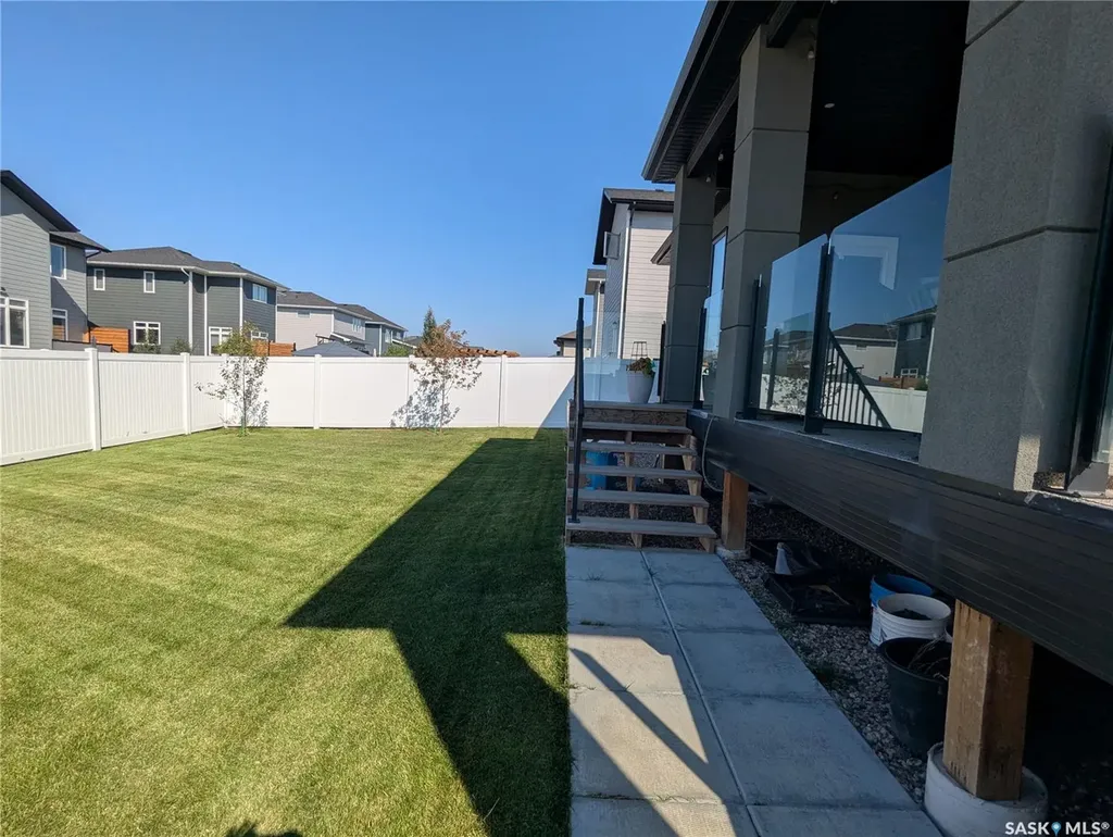 103 Flynn Manor Saskatoon SK S7V 0Z4