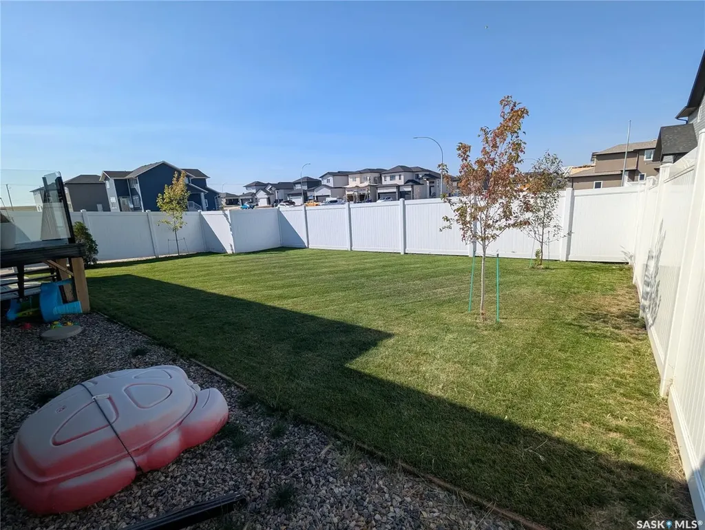 103 Flynn Manor Saskatoon SK S7V 0Z4