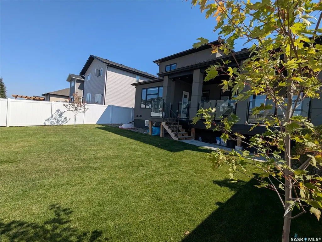 103 Flynn Manor Saskatoon SK S7V 0Z4