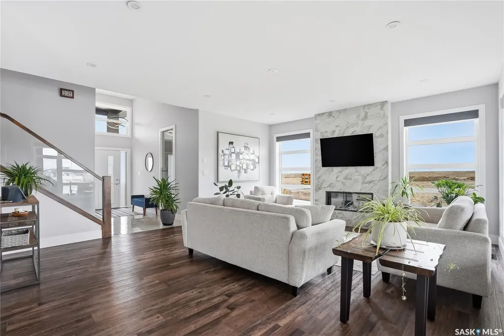 103 Flynn Manor Saskatoon SK S7V 0Z4