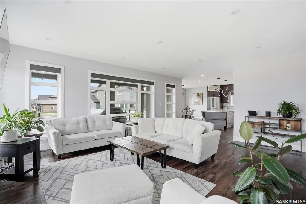 103 Flynn Manor Saskatoon SK S7V 0Z4