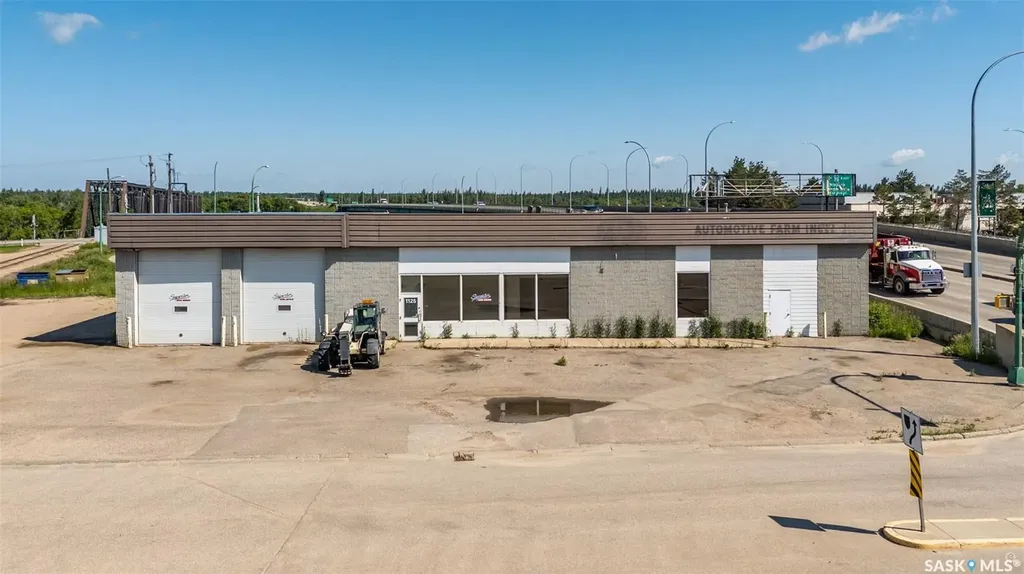 1125 2nd Avenue W Prince Albert SK S6V 2E3