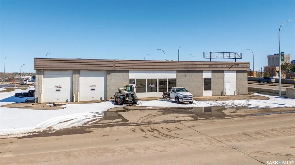 1125 2nd Avenue W Prince Albert SK S6V 2E3