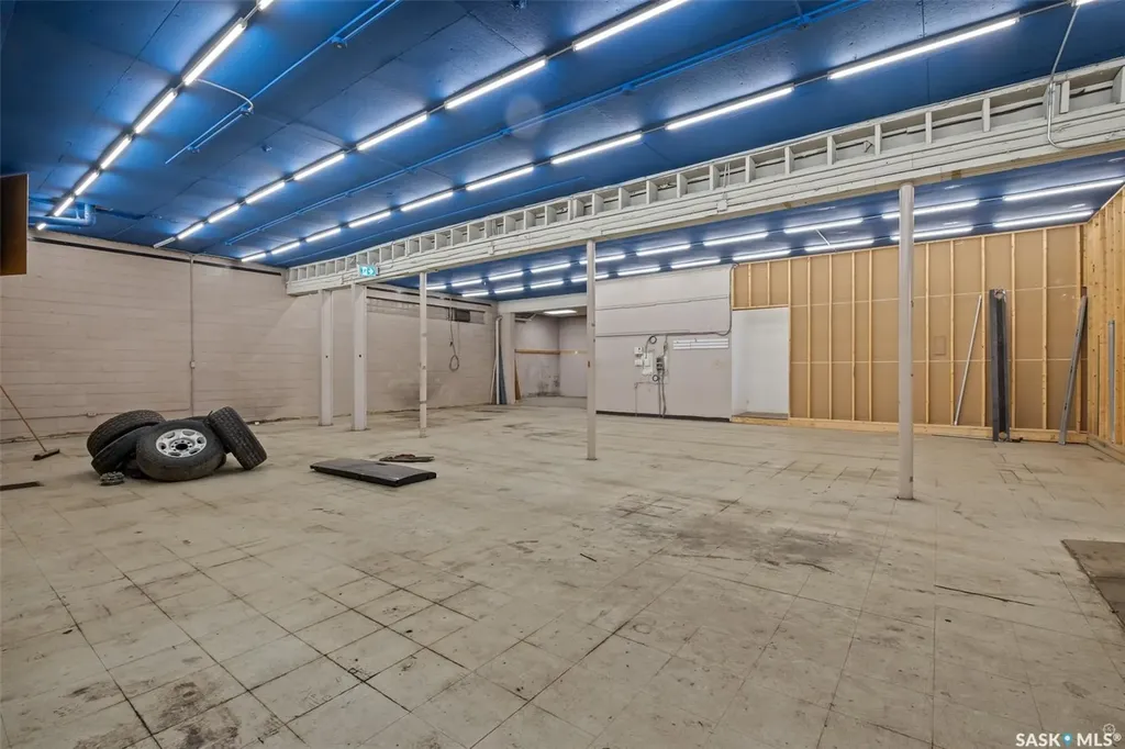 1125 2nd Avenue W Prince Albert SK S6V 2E3