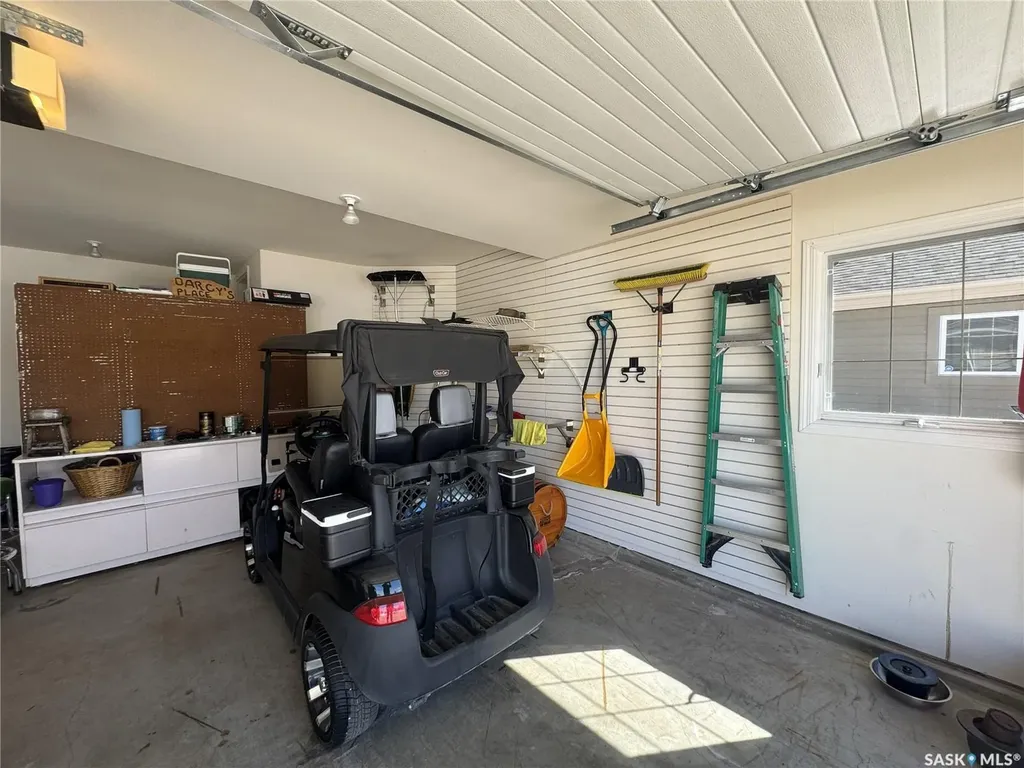 17 Eagle View Way Elk Ridge SK S0J 0N0