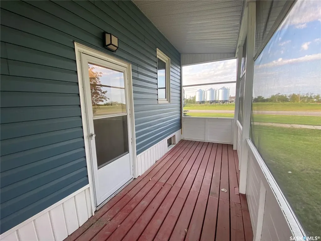 325 Grout Street Lemberg SK S0A 2B0