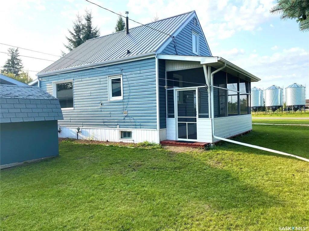 325 Grout Street Lemberg SK S0A 2B0