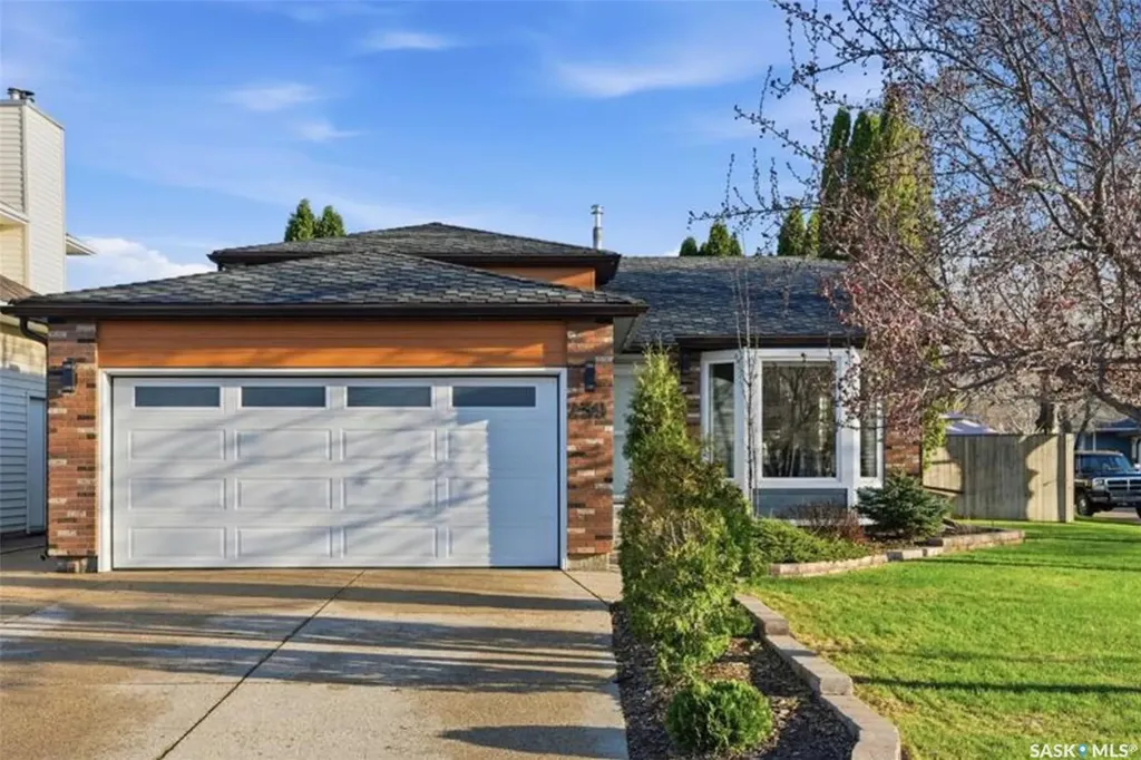 239 Scissons Court Saskatoon SK S7S 1C4