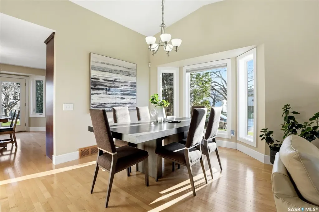 239 Scissons Court Saskatoon SK S7S 1C4