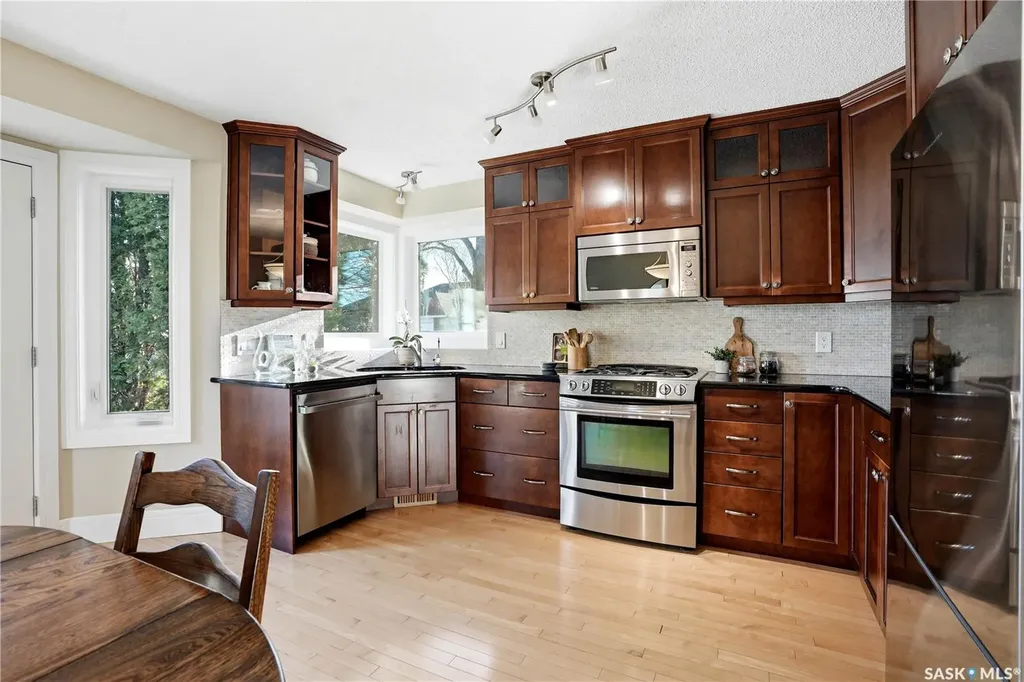 239 Scissons Court Saskatoon SK S7S 1C4