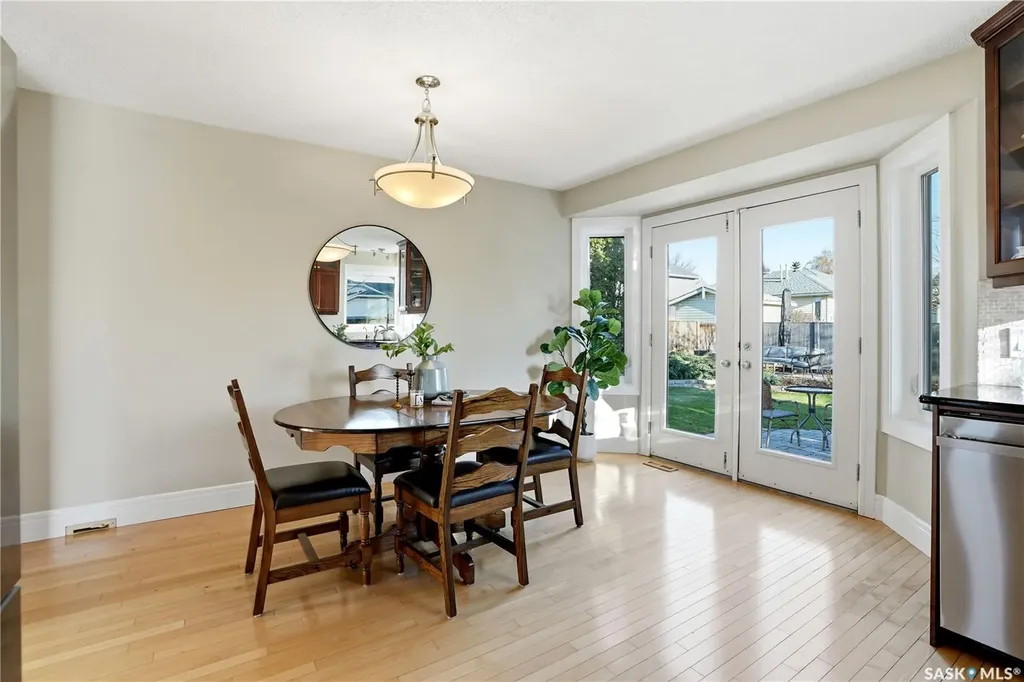 239 Scissons Court Saskatoon SK S7S 1C4