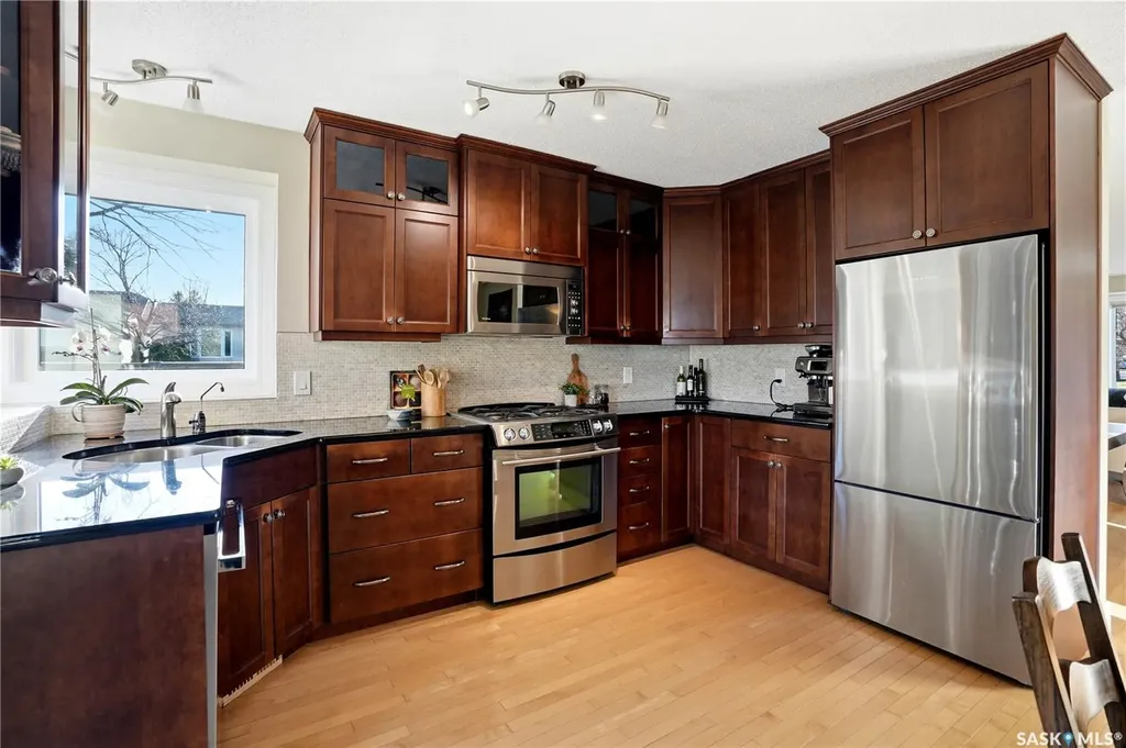 239 Scissons Court Saskatoon SK S7S 1C4