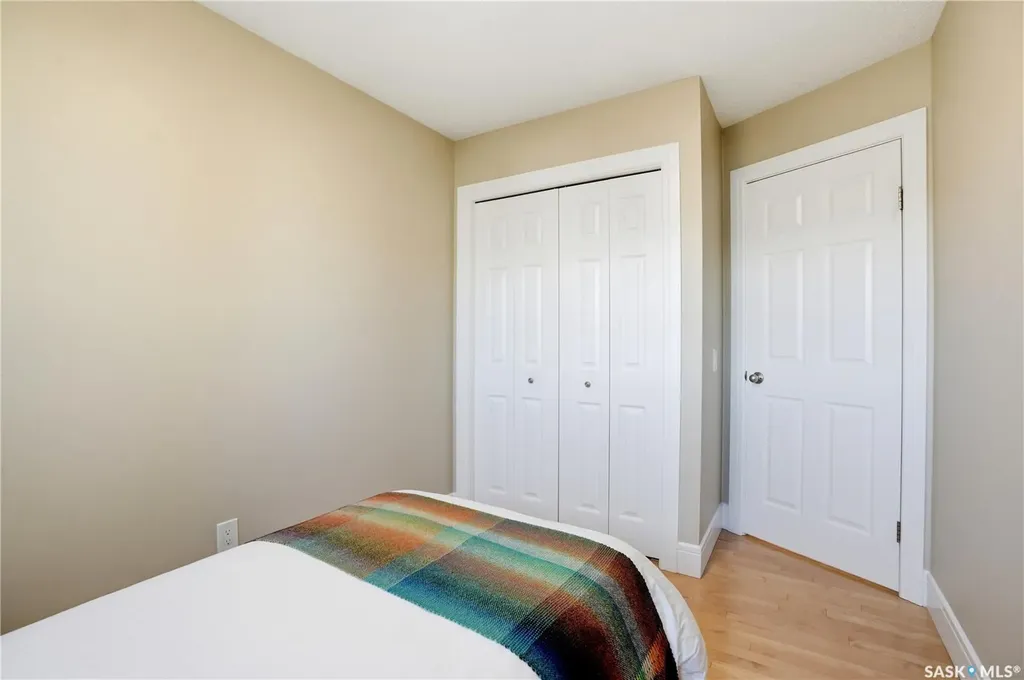 239 Scissons Court Saskatoon SK S7S 1C4