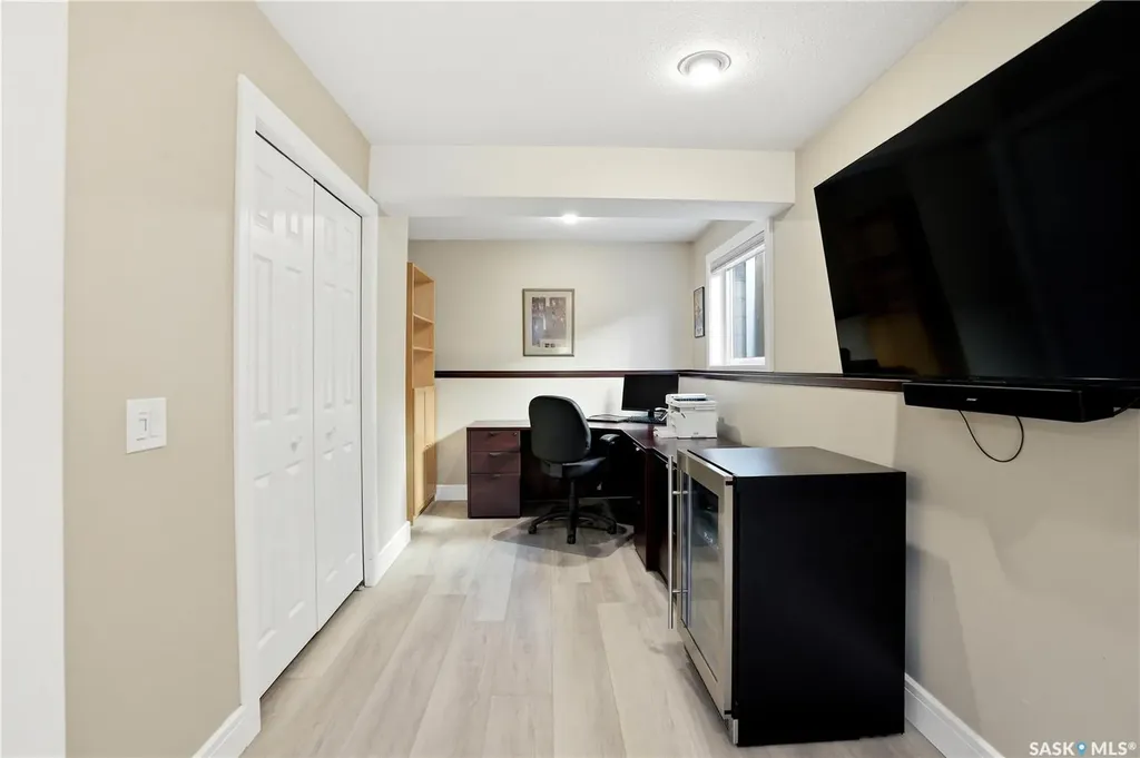 239 Scissons Court Saskatoon SK S7S 1C4