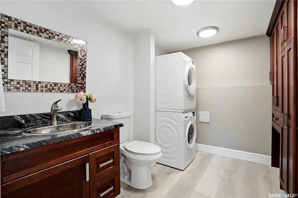 239 Scissons Court Saskatoon SK S7S 1C4