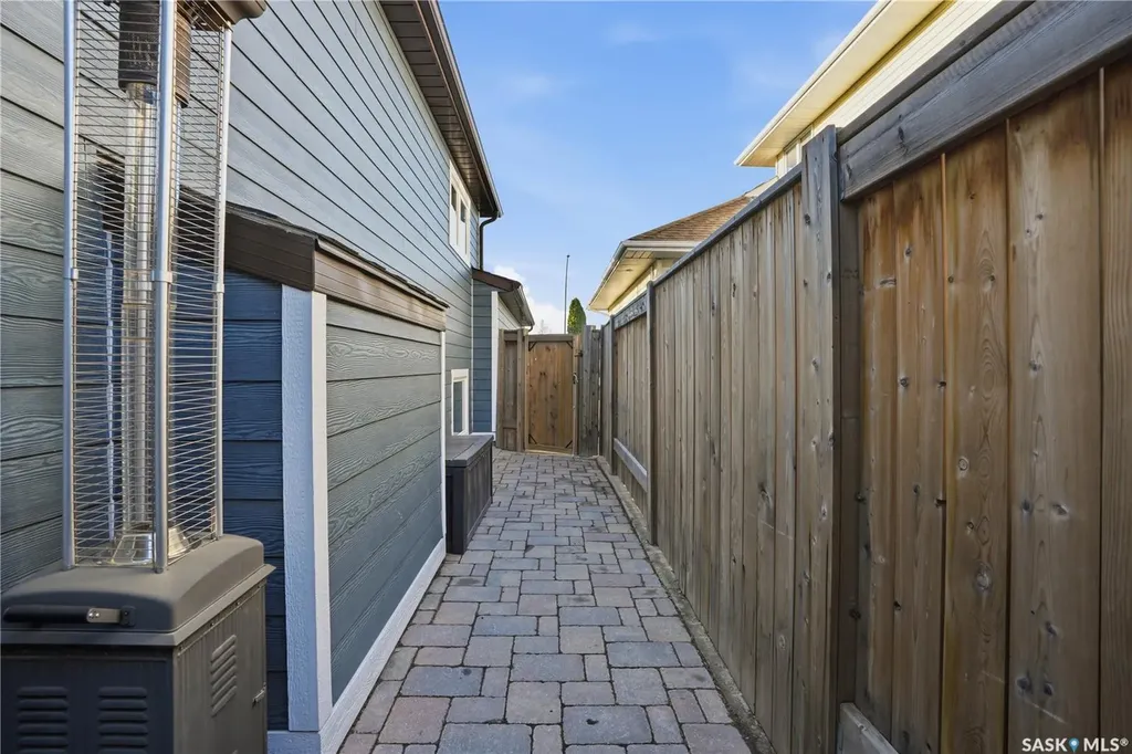 239 Scissons Court Saskatoon SK S7S 1C4