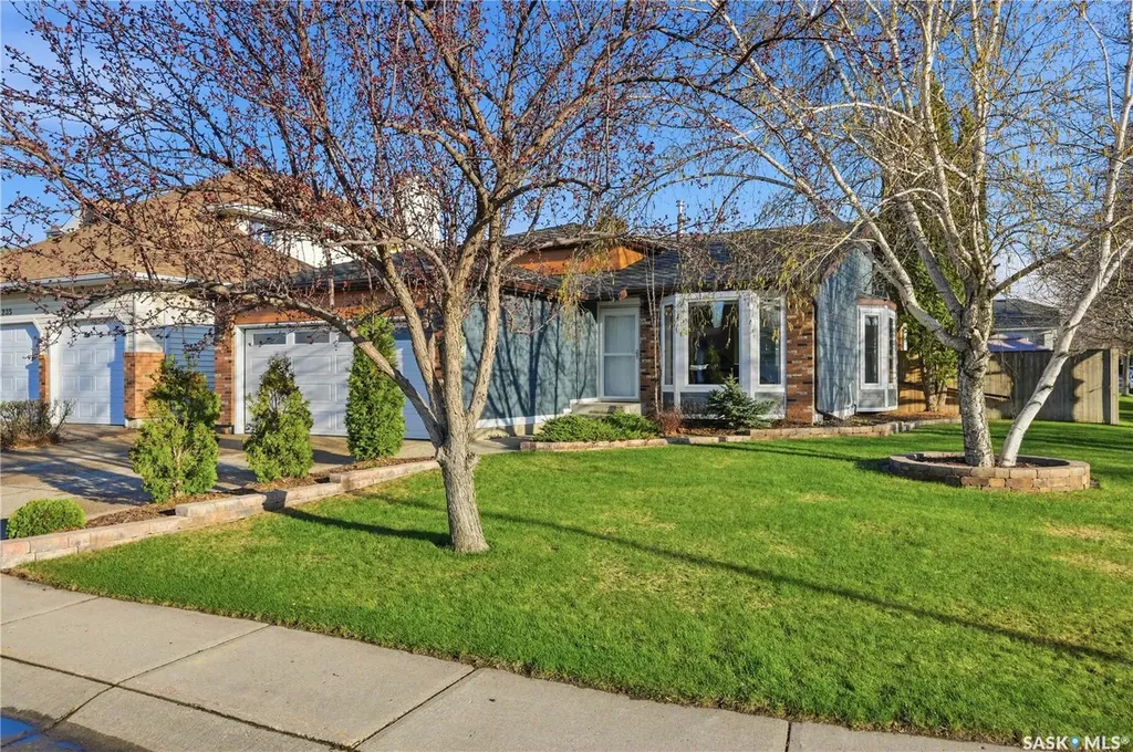 239 Scissons Court Saskatoon SK S7S 1C4