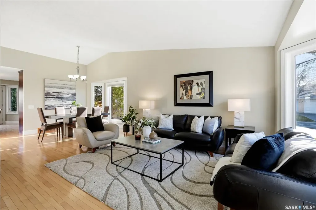 239 Scissons Court Saskatoon SK S7S 1C4