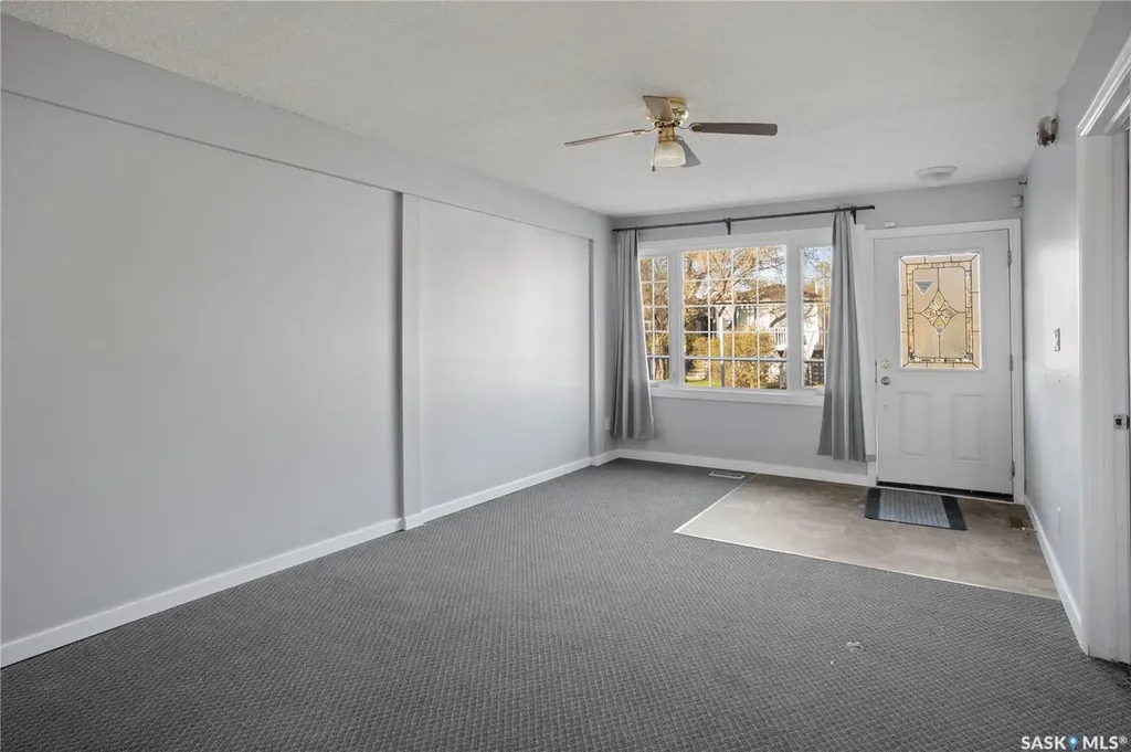 540 Wascana Street Regina SK S4R 4J2