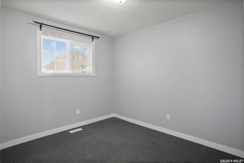 540 Wascana Street Regina SK S4R 4J2