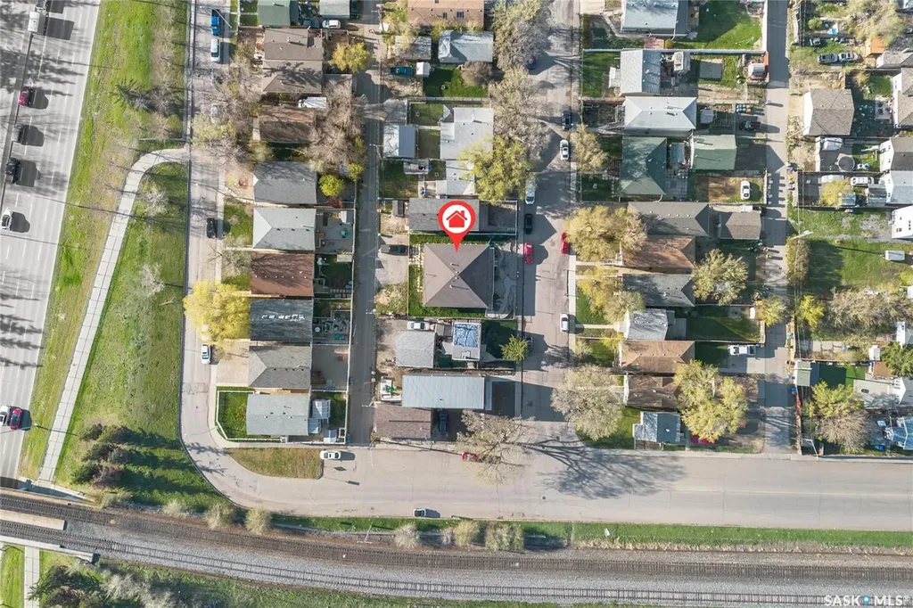 540 Wascana Street Regina SK S4R 4J2