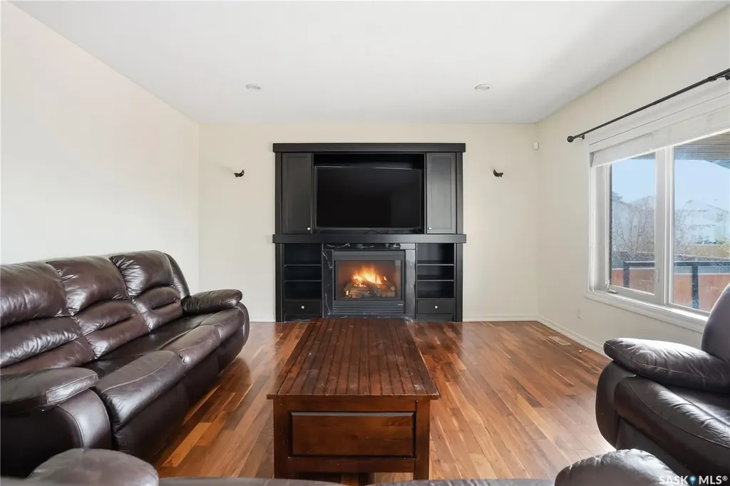 7111 Wascana Cove Drive Regina SK S4V 3G1