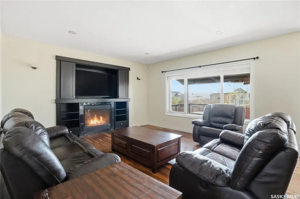 7111 Wascana Cove Drive Regina SK S4V 3G1