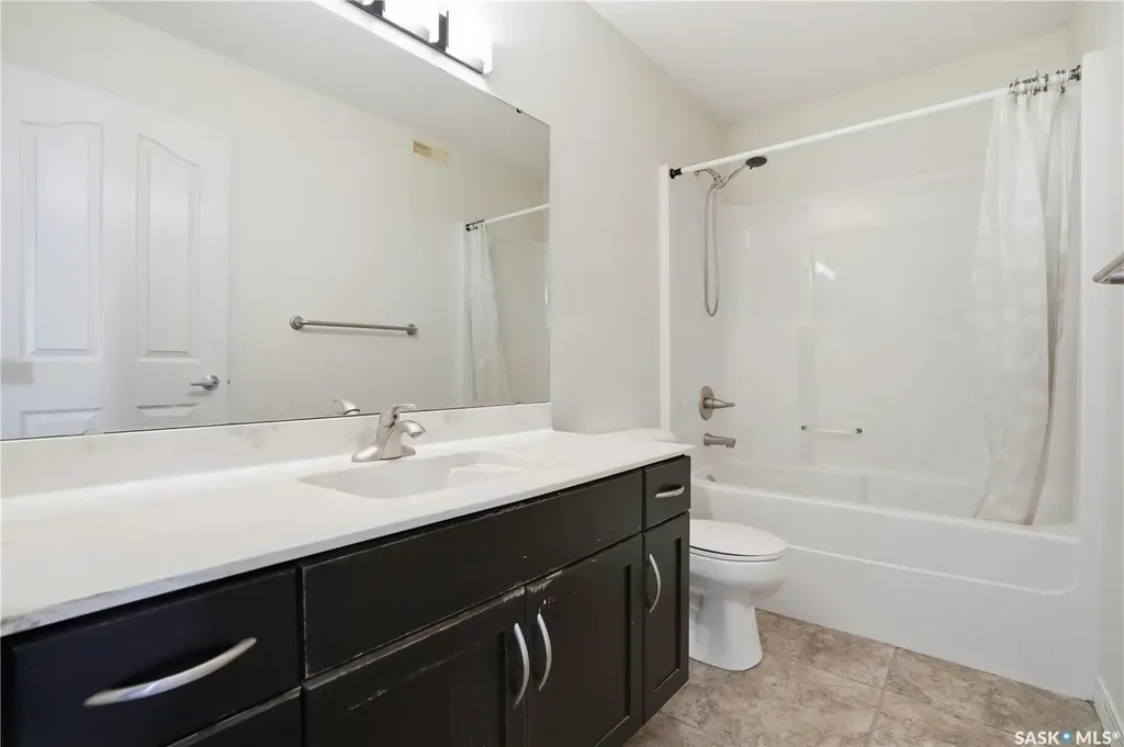7111 Wascana Cove Drive Regina SK S4V 3G1