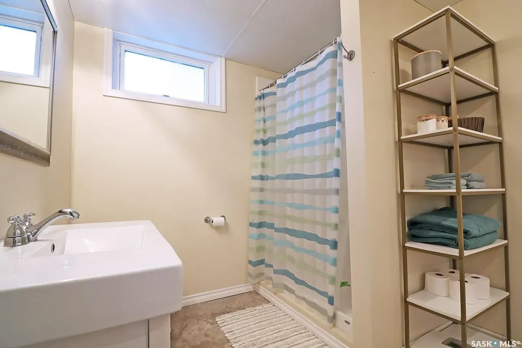 59 Alexandra Avenue Yorkton SK S3N 2J6