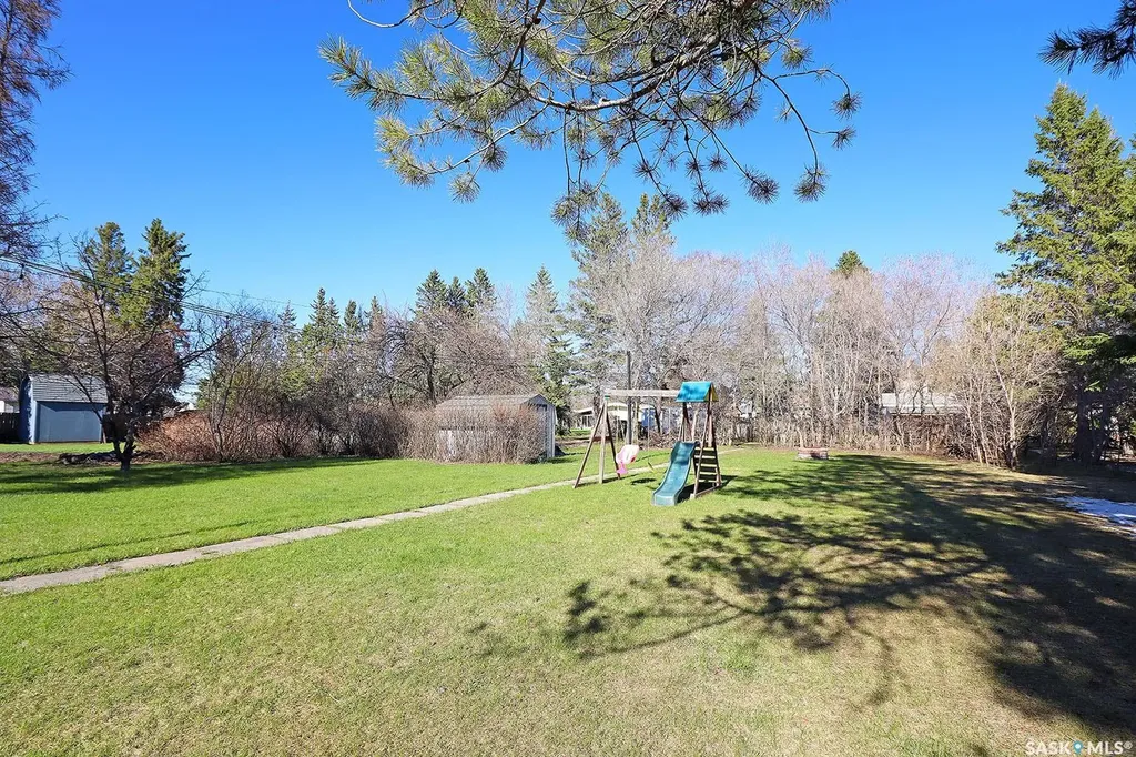 59 Alexandra Avenue Yorkton SK S3N 2J6