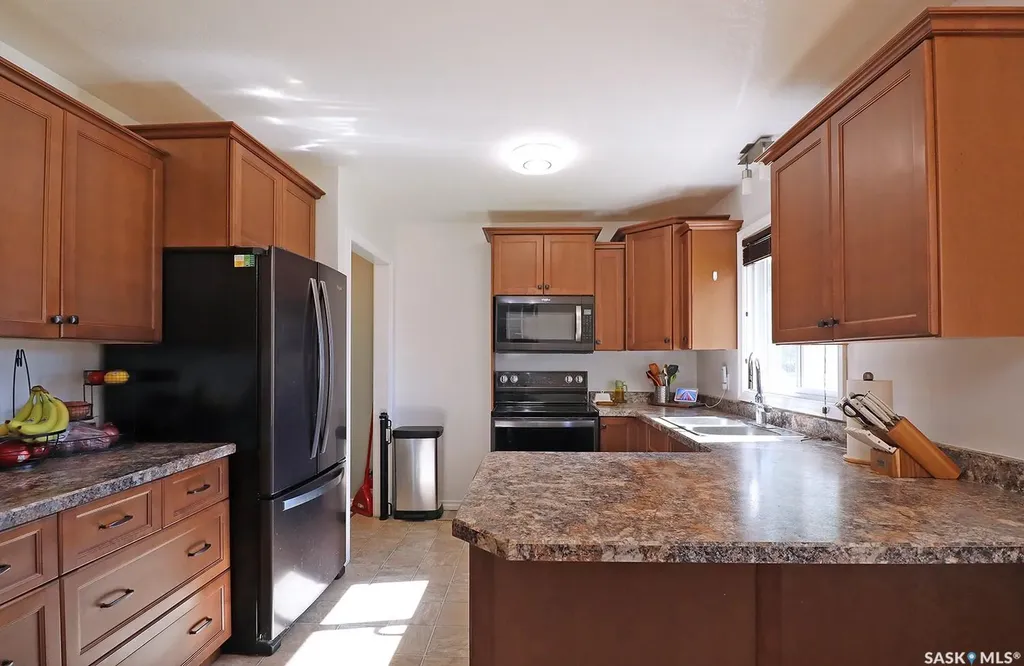 59 Alexandra Avenue Yorkton SK S3N 2J6