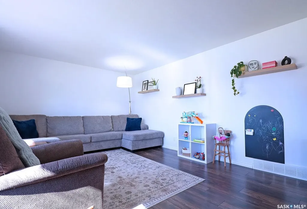 59 Alexandra Avenue Yorkton SK S3N 2J6