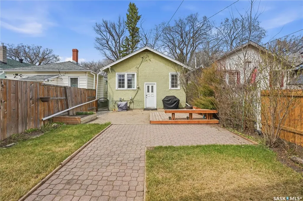 3625 Victoria Avenue Regina SK S4T 1M4
