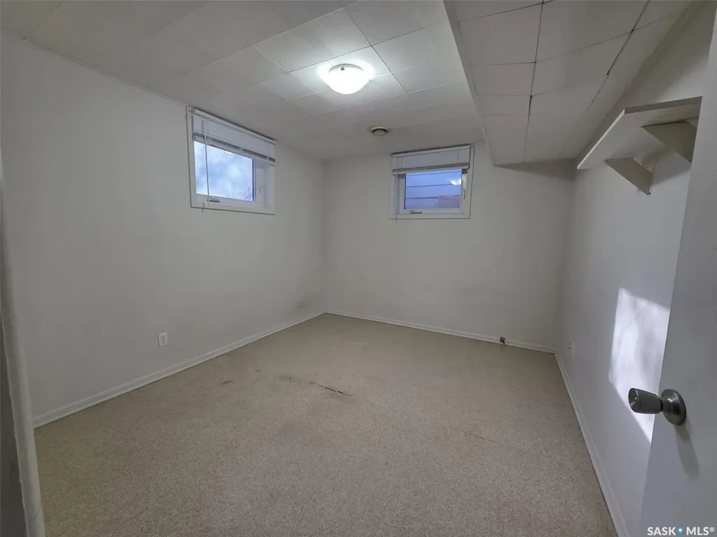 1116 Cumberland Avenue S Saskatoon SK S7H 2L7