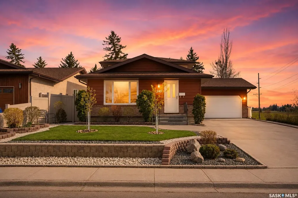 2403 Truesdale Drive Regina SK S4V 0W1