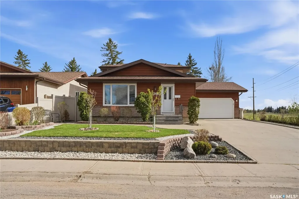 2403 Truesdale Drive Regina SK S4V 0W1