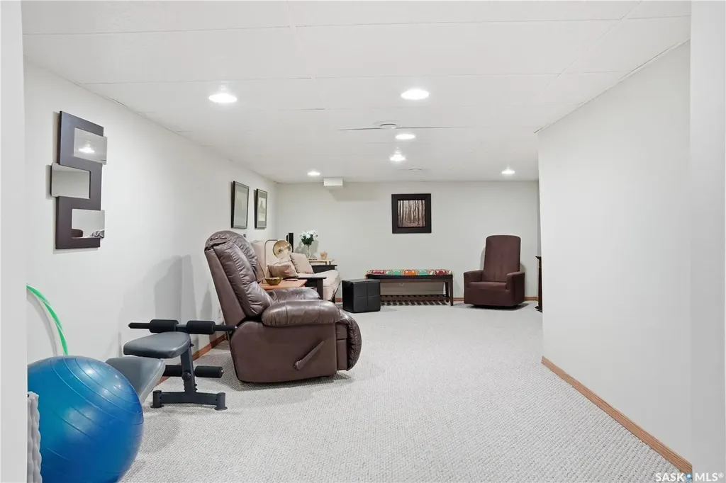 2403 Truesdale Drive Regina SK S4V 0W1
