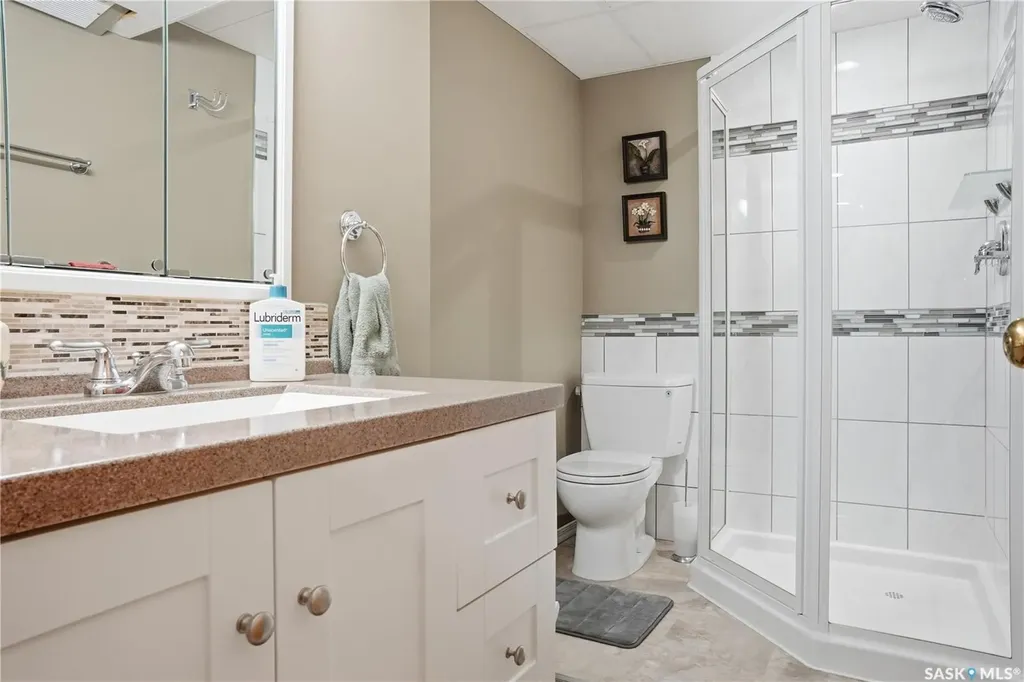 2403 Truesdale Drive Regina SK S4V 0W1