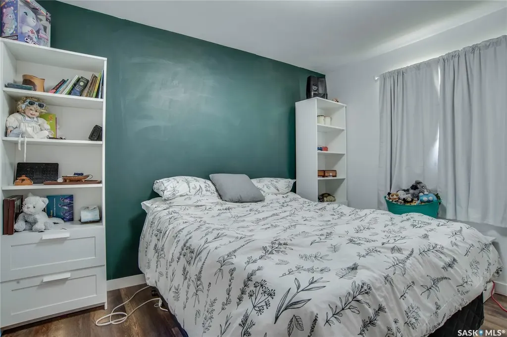 1301 33rd Street W Saskatoon SK S7L 0X1