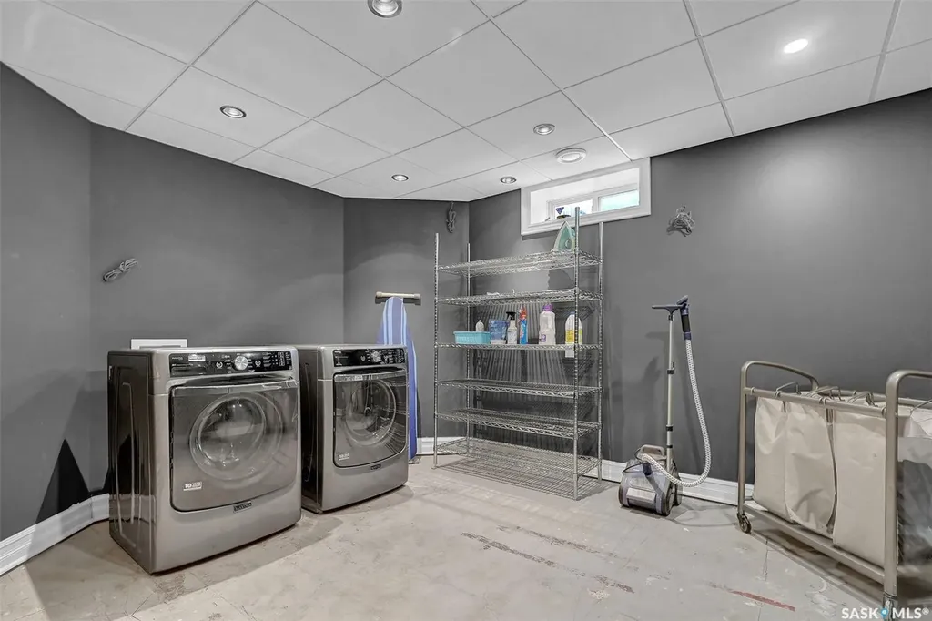 8531 Thurston Crescent Regina SK S4Y 1A2