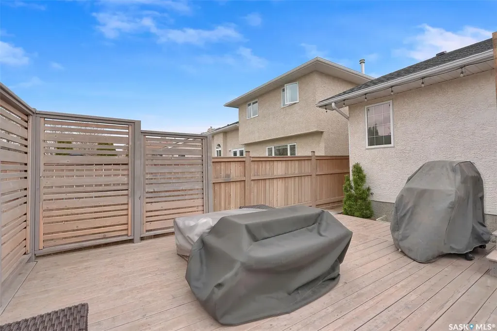 8531 Thurston Crescent Regina SK S4Y 1A2