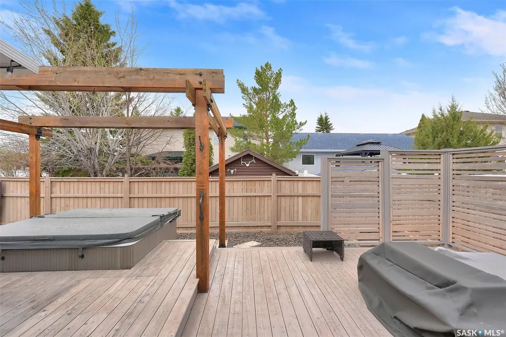 8531 Thurston Crescent Regina SK S4Y 1A2